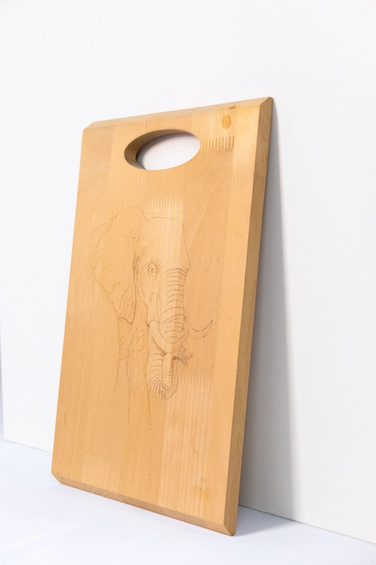 Chopping board bull elephant