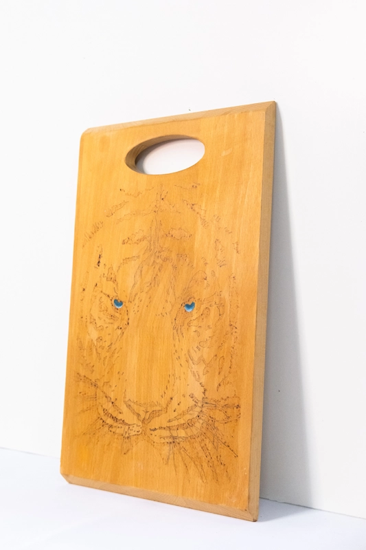 Chopping board eye of the tiger