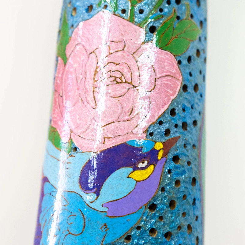 Gourd lamp, bird on a bush