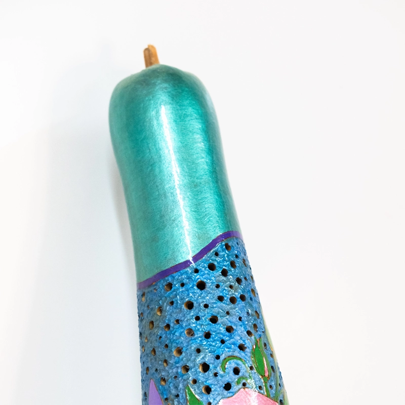 Gourd lamp, bird on a bush